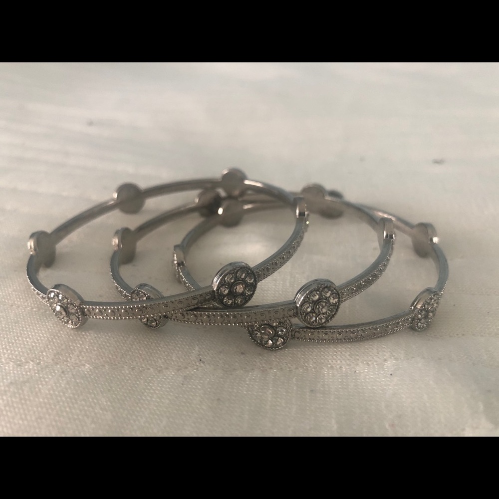 Stackable bangles